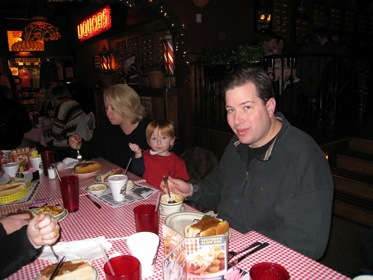 Christmas 2007 Burns Rochester Lights 030.jpg - Christmas 2007! The Misselhorn, Kasdorf and Burns families come together for the celebration! Lots of talk, food, presents, food and visiting.